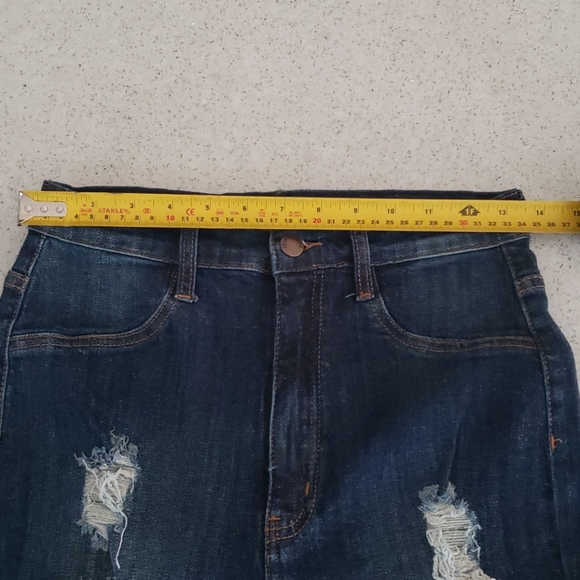 FASHION NOVA bermuda shorts - Picture 5 of 8